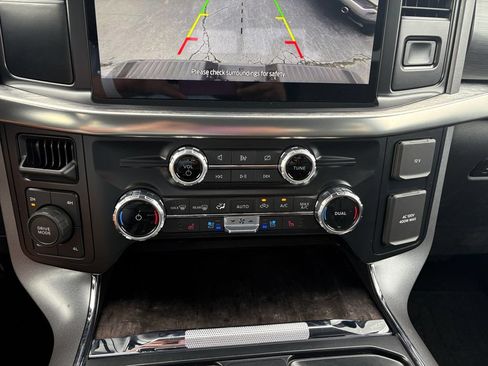 Used 2023 Ford F150 Lariat AWD/4WD image 24