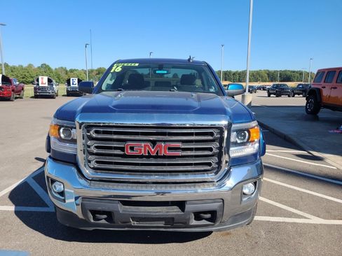 Used 2016 GMC Sierra 2500 SLE image 3