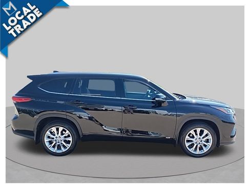 Used 2023 Toyota Highlander Limited w/ Protection Package #3 (TMS) AWD/4WD image 4