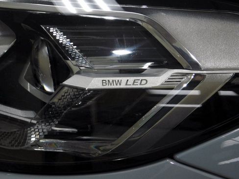 Used 2023 BMW X4 xDrive30i image 15