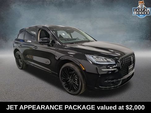 Used 2023 Lincoln Corsair AWD w/ Equipment Group 101A image 3