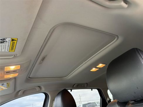 Used 2018 MAZDA CX-9 Touring w/ Touring Premium Package image 36