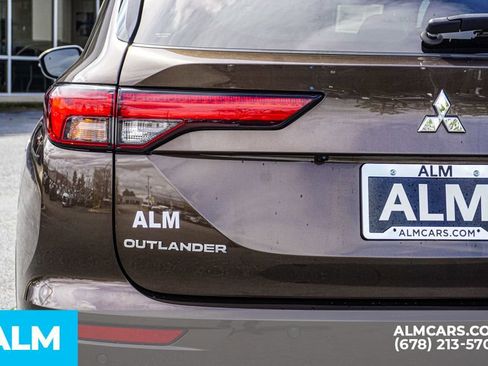 Used 2023 Mitsubishi Outlander SEL image 14