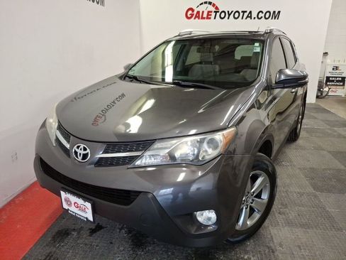 Used 2015 Toyota RAV4 XLE image 3