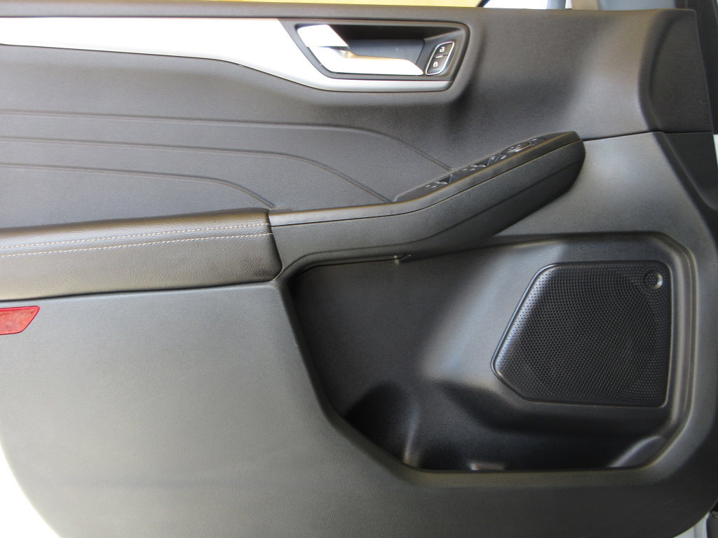 Used 2025 Ford Escape SE FWD image 10