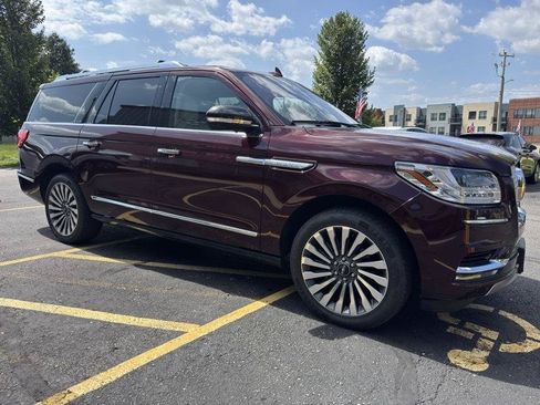 Used 2018 Lincoln Navigator L Reserve w/ Technology Package AWD/4WD image 15