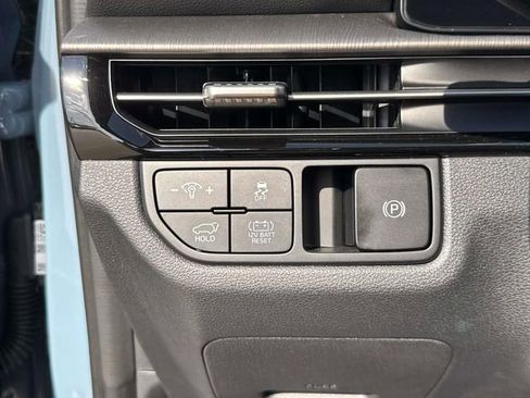 New 2026 Kia Sportage X-Line image 25