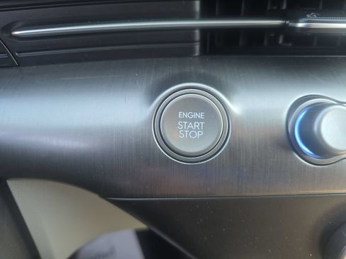 Used 2024 Hyundai Kona SE AWD/4WD image 36