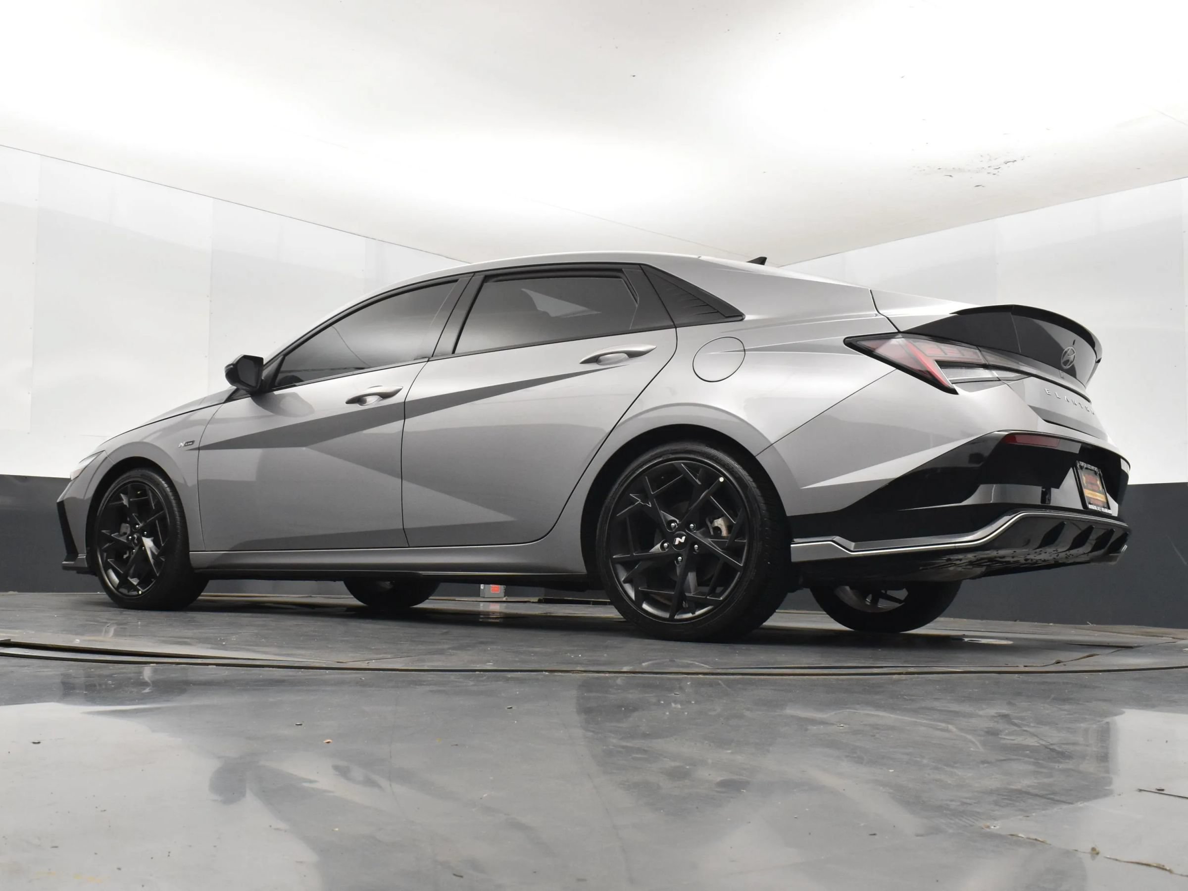 Used 2025 Hyundai Elantra N Line FWD image 9
