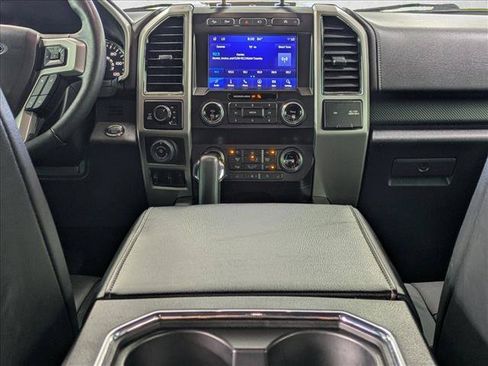 Used 2020 Ford F150 Lariat w/ Equipment Group 502A Luxury AWD/4WD image 16