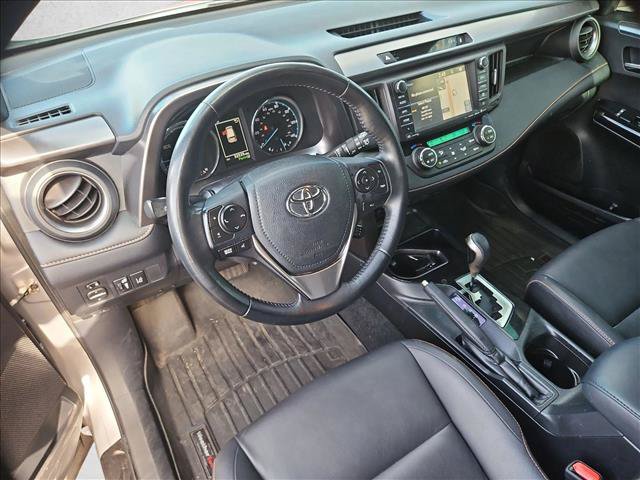 Used 2018 Toyota RAV4 SE w/ Advanced Technology Package AWD/4WD image 13