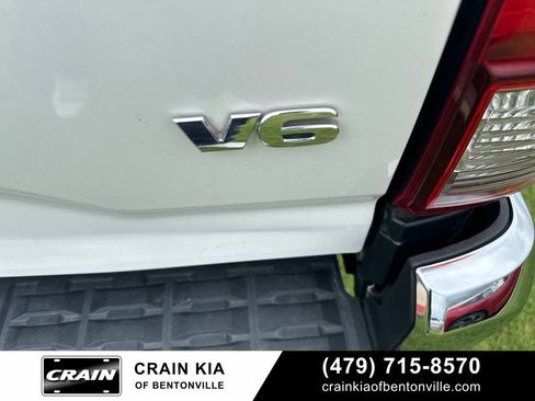 Used 2020 Toyota Tacoma SR5 RWD image 16