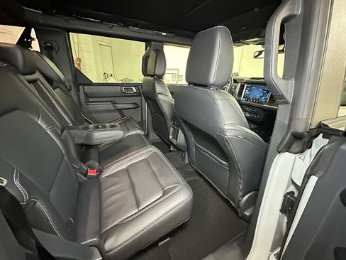 New 2026 Ford Bronco Outer Banks AWD/4WD image 4