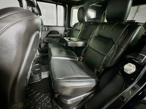 Used 2023 Jeep Wrangler Unlimited Rubicon 4xe w/ Steel Bumper Group image 26