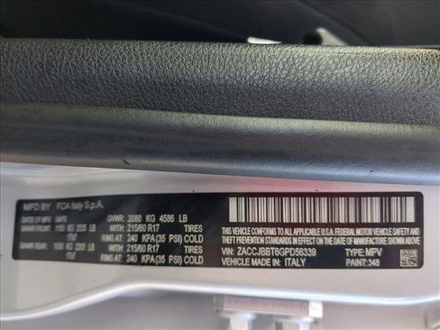 Used 2016 Jeep Renegade Latitude image 25