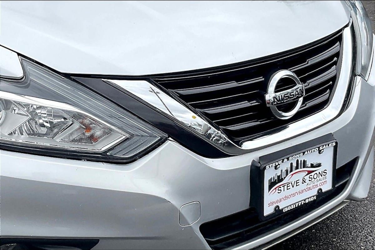 Used 2017 Nissan Altima 2.5 SV w/ Convenience Package FWD image 30