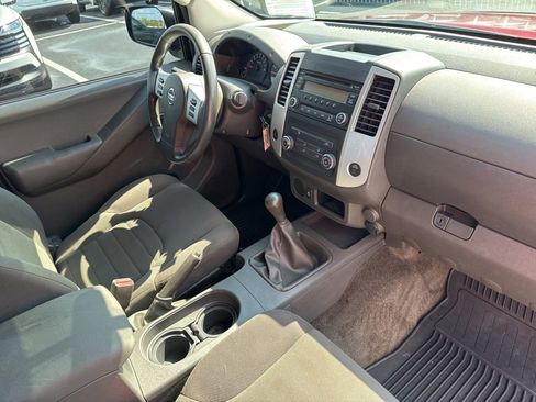 Used 2014 Nissan Frontier S w/ S Preferred Package image 16