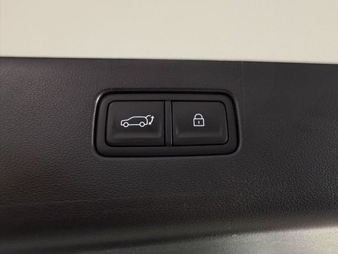 Used 2026 Hyundai Ioniq 9 SEL image 30