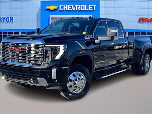 New 2026 GMC Sierra 3500 Denali w/ Technology Package image 2