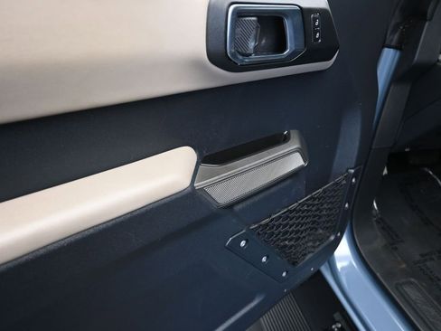 Used 2023 Ford Bronco Wildtrak AWD/4WD image 11