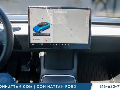 Used 2021 Tesla Model Y Long Range AWD/4WD image 7