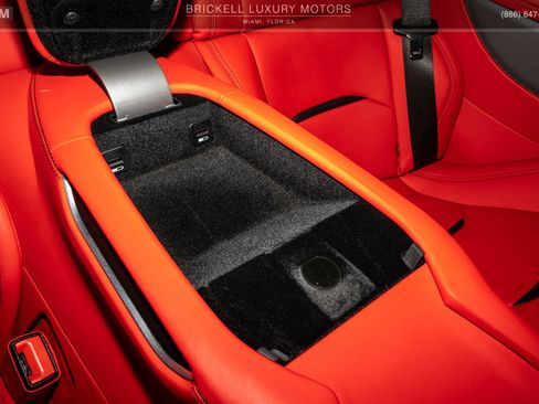 Used 2018 Ferrari GTC4Lusso T RWD image 26