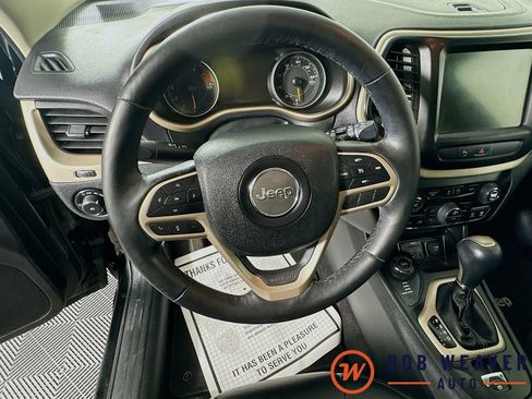 Used 2018 Jeep Cherokee Limited AWD/4WD image 13