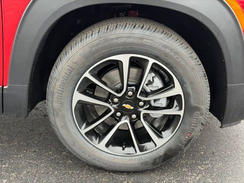 New 2026 Chevrolet TrailBlazer LT w/ Convenience Package FWD image 19
