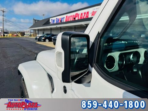 Used 2022 Jeep Gladiator Overland image 21