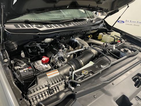 New 2026 Ford F350 Lariat w/ FX4 Off-Road Package image 33