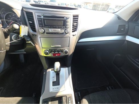 Used 2013 Subaru Outback 2.5i Premium w/ All-Weather Pkg image 13