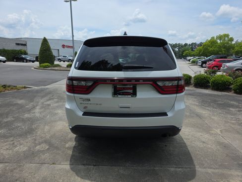 Used 2021 Dodge Durango SXT w/ 3rd Row Seating Group AWD/4WD image 4
