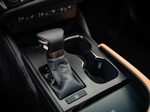 New 2025 Lexus ES 350 Ultra Luxury image 33