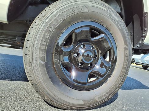 Used 2023 Toyota Tacoma SR RWD image 31