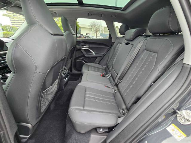 Certified 2025 Audi Q5 Premium w/ Premium Plus AWD/4WD image 16