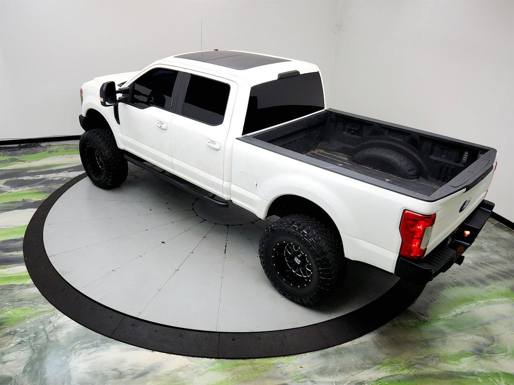 Used 2017 Ford F250 Lariat w/ Lariat Ultimate Package AWD/4WD image 33