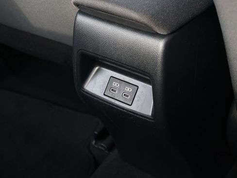 Used 2024 Toyota Corolla LE image 29