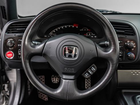 Used 2004 Honda S2000 image 14