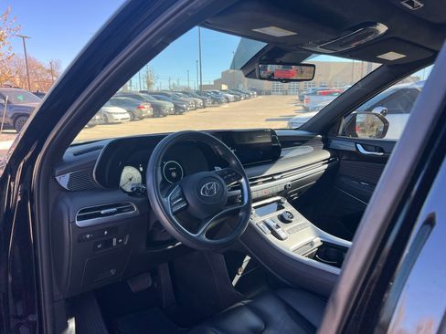 Used 2023 Hyundai Palisade Calligraphy image 27
