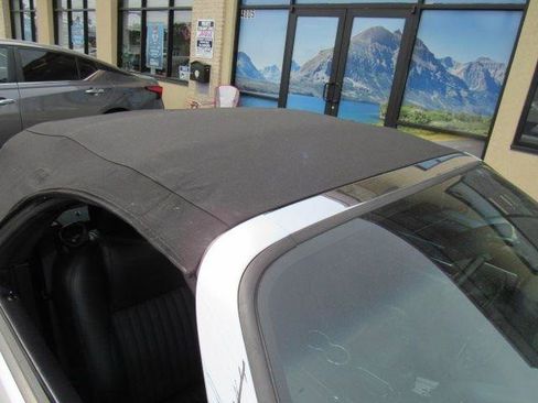Used 2005 Ford Thunderbird Deluxe RWD image 35
