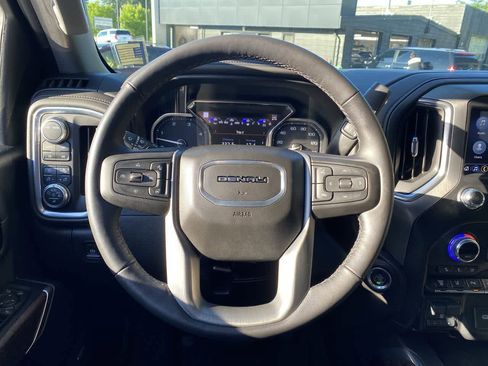 Used 2021 GMC Sierra 3500 Denali w/ Denali Ultimate Package AWD/4WD image 19