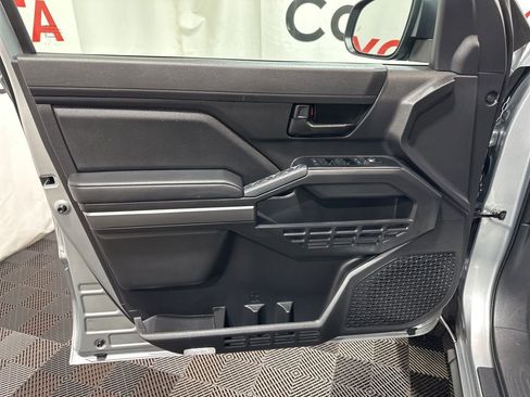 Used 2025 Toyota Tacoma SR5 image 22