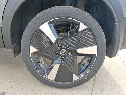 New 2026 Nissan Kicks SR image 29