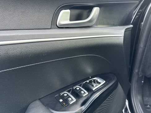 Used 2022 Kia K5 GT-Line image 15