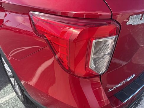 Used 2023 Ford Explorer Limited w/ Limited Technology Package image 46
