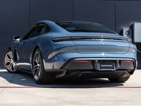 Certified 2026 Porsche Taycan AWD/4WD image 3