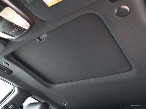 Used 2021 Jeep Grand Cherokee Laredo X AWD/4WD image 23