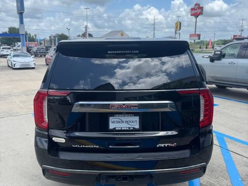 Used 2021 GMC Yukon AT4 w/ Rear Media and Nav Package AWD/4WD image 6
