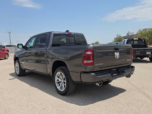 Used 2023 RAM 1500 Laramie AWD/4WD image 6