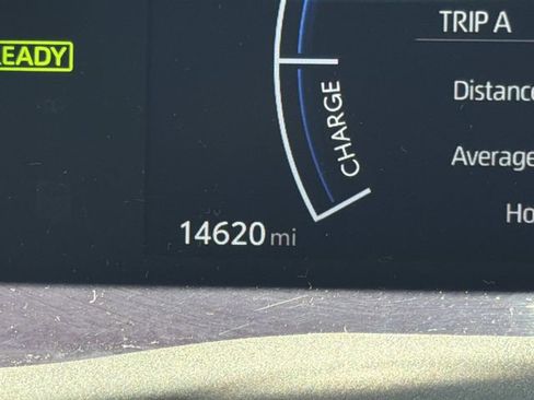 Used 2025 Toyota Camry SE FWD image 28